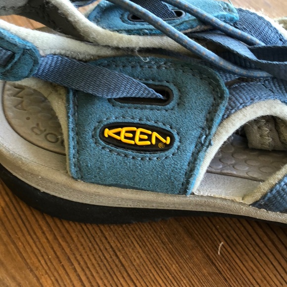 Never worn Keen water shoes - Picture 3 of 4